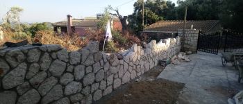 toixio-me-petra-kerkyra-1.jpg